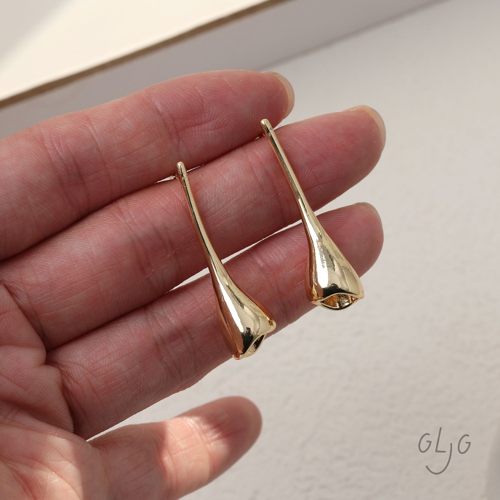 2PCS Dainty Horn Flower Ear St - Supply Florist review and price
